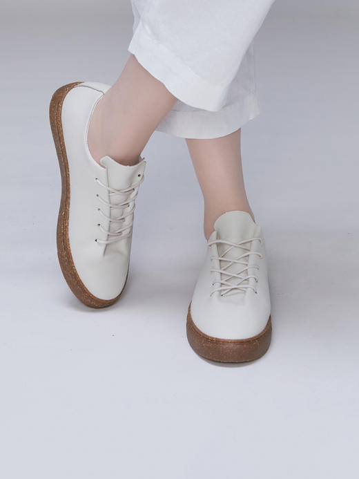 madnomad｜沙米白 Lagom vegan sneakers 素皮软木底鞋 荔枝纹 商品图4