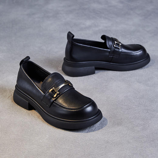 ZM 24A607真牛皮乐福鞋厚底金属扣休闲鞋一脚蹬单鞋 商品图3