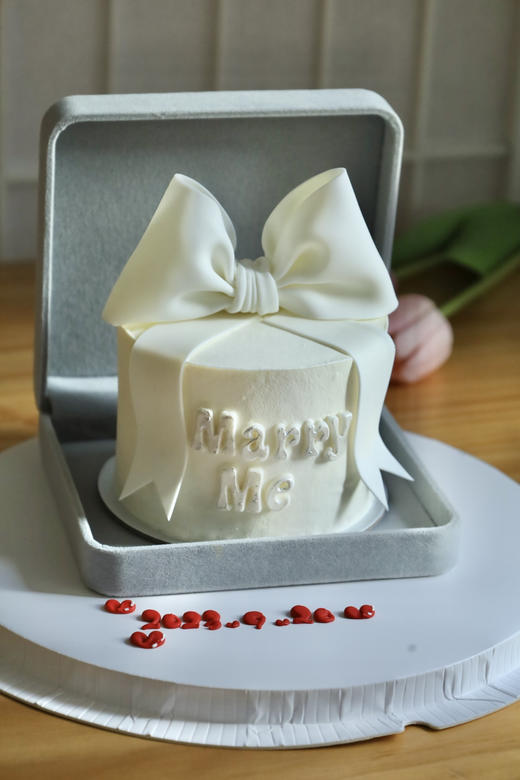 蝴蝶结蛋糕戒指盒 商品图0