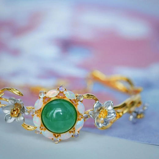 龢盒原创 盈盈水中仙 仙气十足的水仙花9k金镶翡翠手镯 商品图2