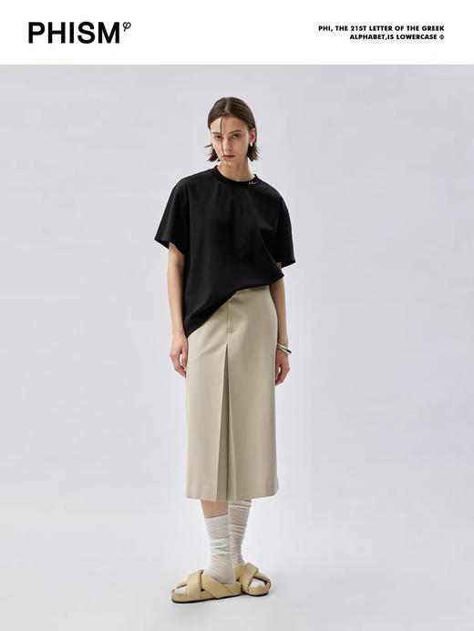 领口刺绣T恤 商品图0