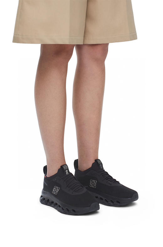 昂跑。休闲运动鞋。白色 黑色。运动鞋码36至45自己备注颜色号码。 商品图7