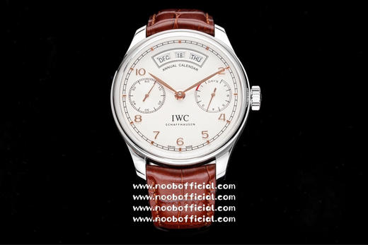 ZF新品隆重登场——万国葡萄牙系列年历腕表，集时分针、日期、星期、月份和动显于一身。正所谓功能卓越，大器晚成，有请各路表友品鉴支持。 商品图9