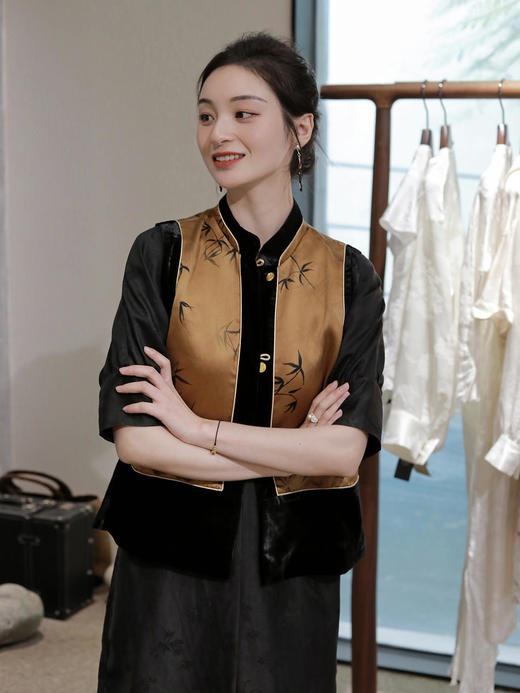 盛唐牡丹 |皮子重缎香云纱配黑丝绒马甲 商品图7