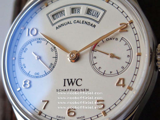 ZF新品隆重登场——万国葡萄牙系列年历腕表，集时分针、日期、星期、月份和动显于一身。正所谓功能卓越，大器晚成，有请各路表友品鉴支持。 商品图5