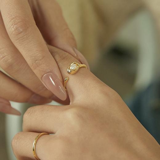 Oflye潮流饰品 法式珍珠开口戒指女小众设计时尚个性新款轻奢指环食指戒配饰 商品图0