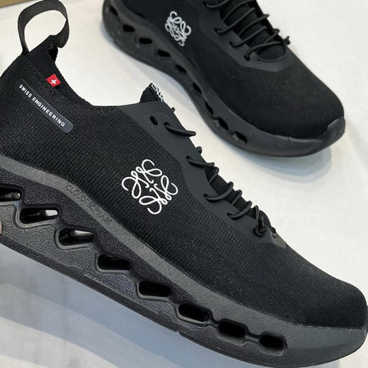 昂跑。休闲运动鞋。白色 黑色。运动鞋码36至45自己备注颜色号码。 商品图5