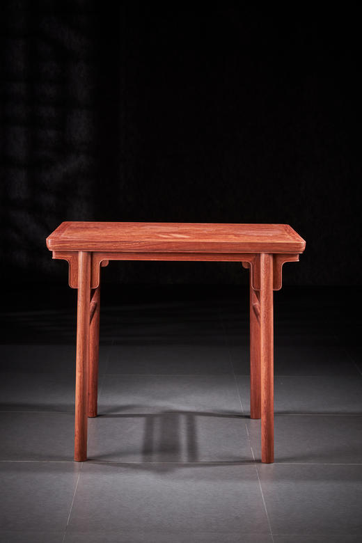 红桥红  家具严选  缅甸花梨（大果紫檀）【88 拍卖款刀牙 平头案】 商品图0