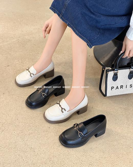 新品一字扣舒适百搭乐福鞋798B41512（W） 商品图1