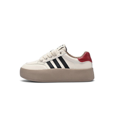 2024经典鲨春季女鞋新款时尚厚底复古三条杠经典小白鞋KW160-D17101 商品图4