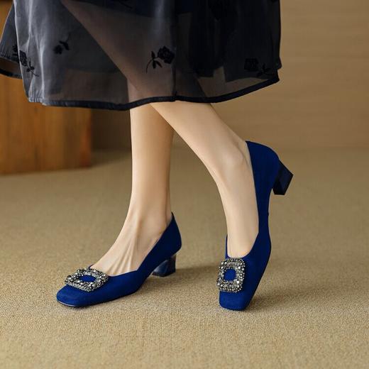 【预售5天】新款法式复古，磨砂水钻方扣浅口中跟鞋女羊翻皮方头粗跟高跟鞋YCJX&H-2782 商品图2