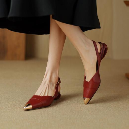 【预售5天】小众设计异形跟，尖头全真皮包头后空凉鞋LD&6735 商品图0