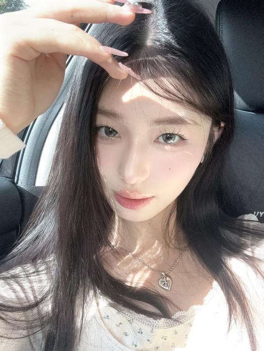 Kikicon旗下 ·亚麻白玉&雾色冰蓝｜14.2m白狮参考着色中等直径｜日抛 一盒十片装 商品图5