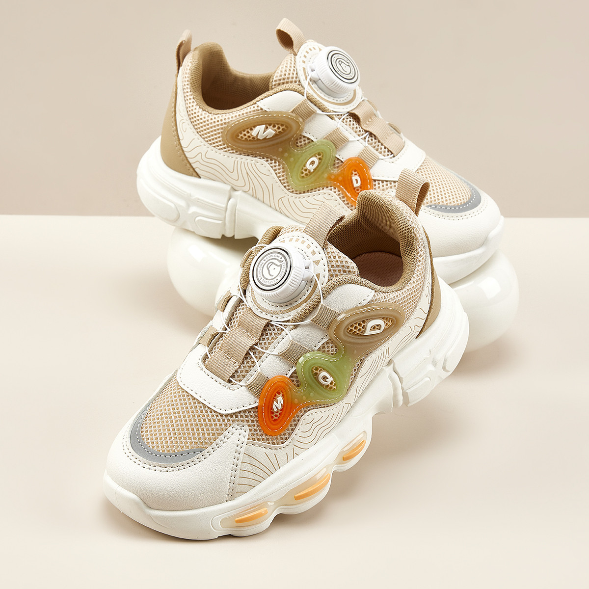 【ZY马骑顿】春款男大童旋转纽扣轻便运动鞋男童跑步鞋