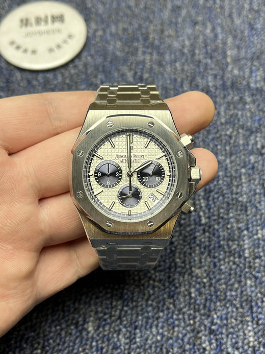 爱彼-AUDEMARS PIGUET 皇家橡树计时系列 AP六针石英 精品 重磅上市 与您相约 高超的技造诣大气风格 六针多功能计时男士石英腕表 商品图1