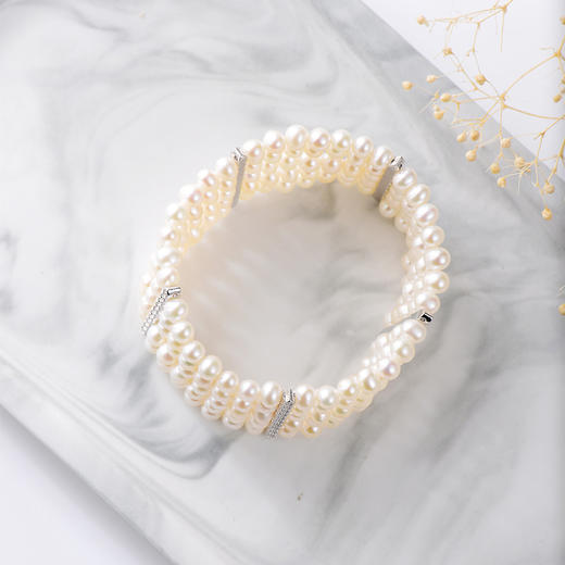 【Zhuella】多圈奢华款 天然淡水珍珠手链 珍珠大小:3-4mm; 长度:16cm 商品图4