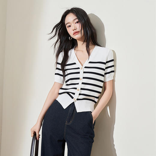 通勤气质黑白条纹撞色短袖针织衫女新款短款V领毛衣V0051037 商品图0