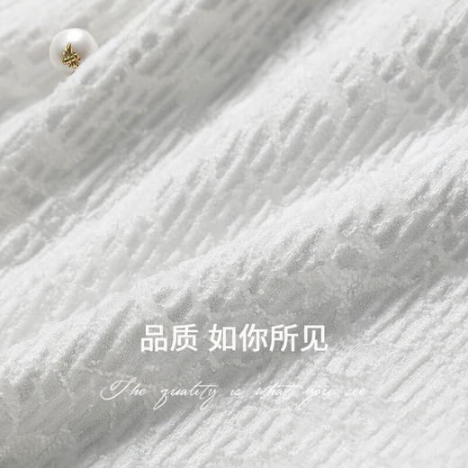 COCOBELLA优雅微透视镂空蕾丝衬衫女深V领长袖针织衫NLC55 商品图4