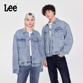 Lee24早春新品舒适字母设计贴布浅蓝色男女同款骑士牛仔夹克外套LUT008308101233A06362