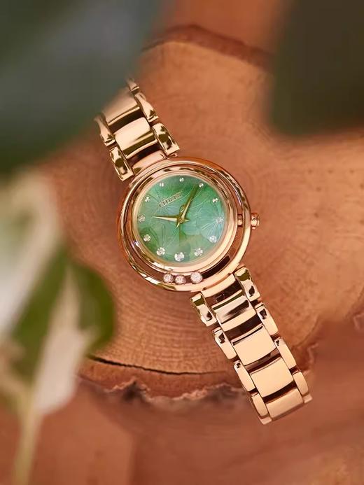 西铁城/CITIZEN光动能手表镶钻贝母绿色时尚女表EM1113-82Y 商品图2