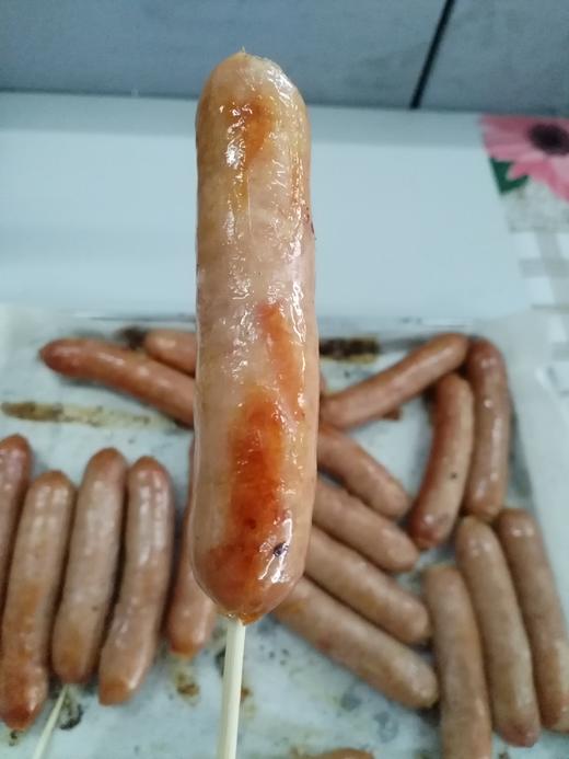 大连哼哼福台香风味纯肉肠，生态猪肉制作，淀粉含量不到1%，不添加鸡肉等其它肉类，满嘴都是肉香，325g/袋，省内包邮 商品图6