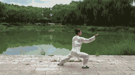  春养肝，病不沾！3月份开始吃它，胜过8种天然菜，“肝”净了，面不黄眼不干~ 