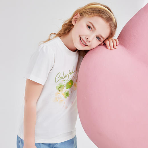 笛莎Deesha T恤2024夏季新款时尚满印短袖T恤 商品图1