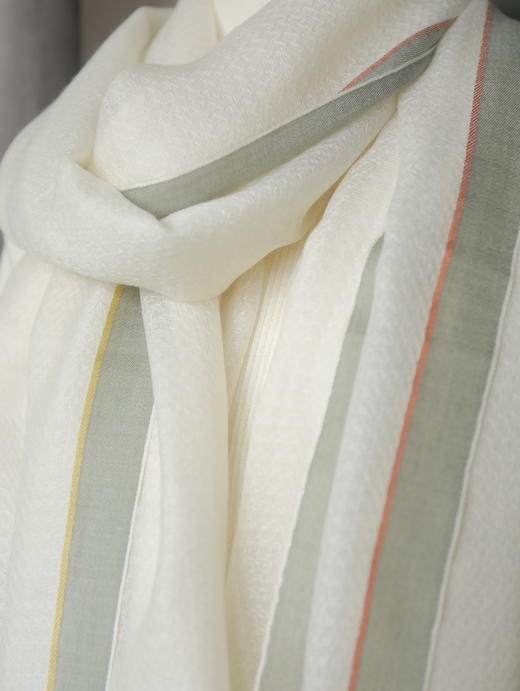 MAISON COVET 纯山羊绒细腻围巾 商品图0
