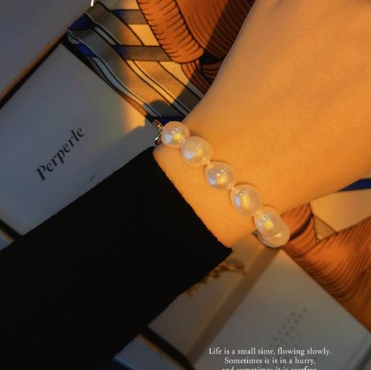 甄珠贝 两面光淡水巴洛克手链 商品图9