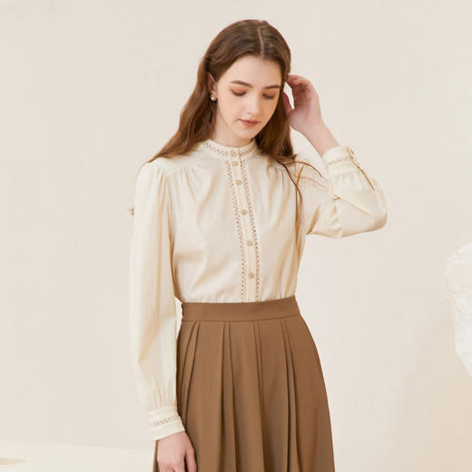 famecoco立领正肩设计感白衬衫女士优雅小众开身衬衣FAC1BH023 商品图3