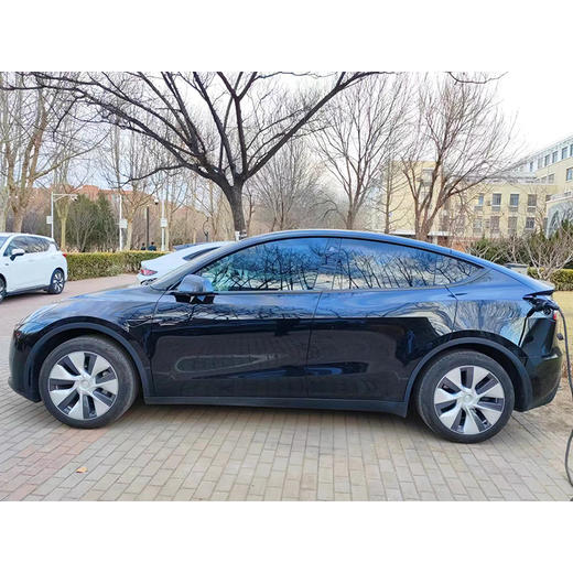 特斯拉 Model Y 后轮驱动版【长租-北京】 商品图3