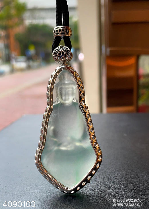 玻璃种飘翠执莲观音吊坠【4090103】具体价格微信咨询 商品图7