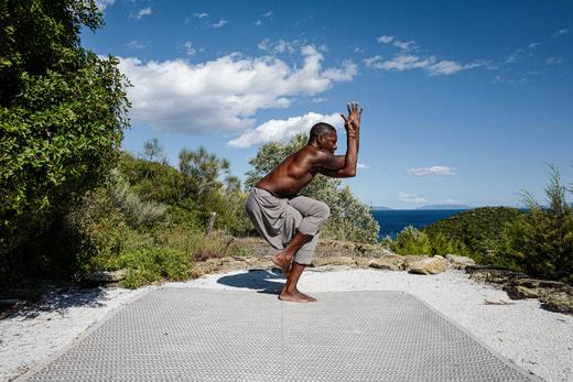 EX-021 圣洁的大休息术：拥抱深度放松The Sacred Art of Savasana: Embracing Deep Relaxation Fela Adebiyi 商品图0