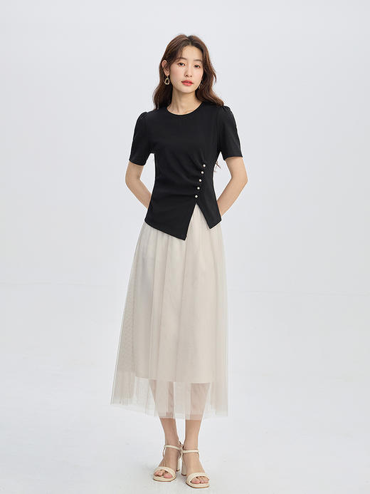 【专属特价】熙世界黑色不规则开叉短袖T恤女2025夏新款时尚洋气正肩显瘦上衣 商品图4