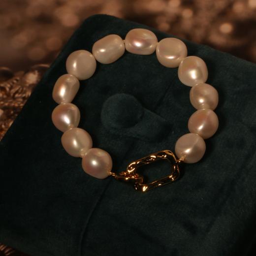 甄珠贝 两面光淡水巴洛克手链 商品图3