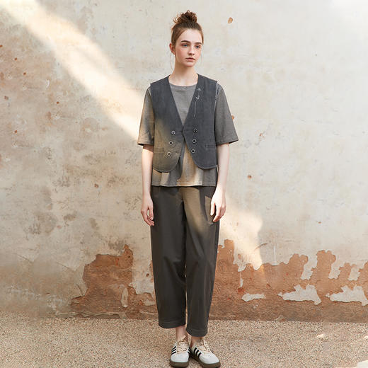 Famecoco复古双色蜡染全棉t恤女植物印花五分袖上衣FAC1BB005 商品图3