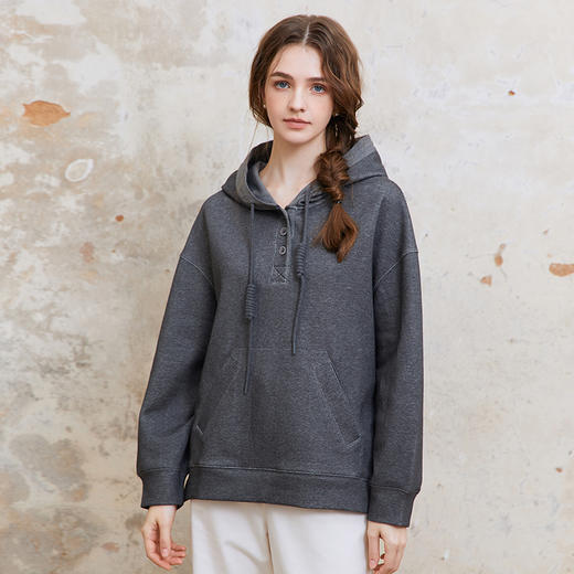 famecoco范可儿连帽落肩休闲卫衣女士前短后长上衣FAC1BL001 商品图1