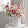 《春之梦境》蝴蝶兰粉雪山玫瑰粉白色系大号抱抱桶 商品缩略图7