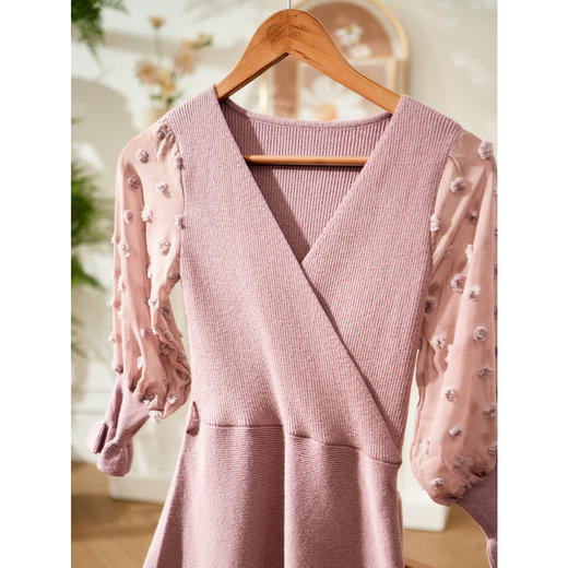 欧芮儿女装连衣裙女V领拼接木耳边粉色优雅针织裙中长款 商品图1