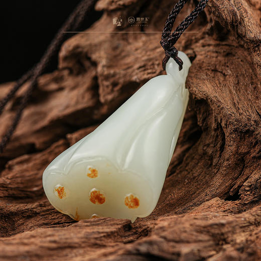新疆国玉盟世玉和田玉白玉挂件（莲蓬）【带证书·顺丰物流】 商品图3