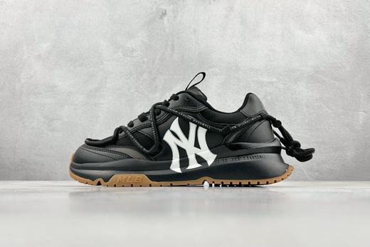 点此购买 MLB纽约洋基NY涂鸦男女情侣款老爹鞋 98 282327 商品图3