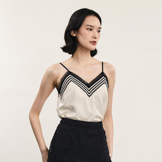 谜底细吊带内搭女2024年夏季新品复古优雅蕾丝拼接上衣242MN0702 商品图1
