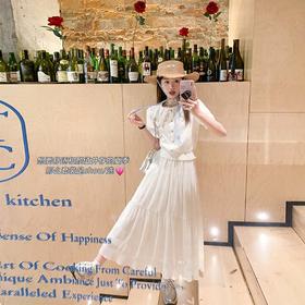 <曾小咸推荐>【海岛日记】白色泡泡袖衬衫+半裙