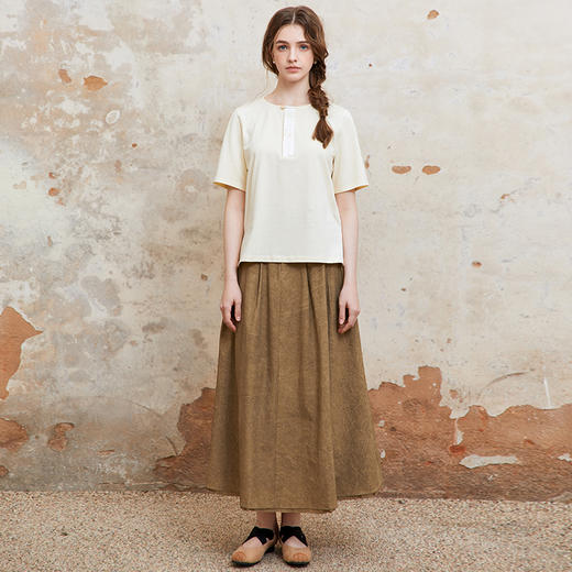 Famecoco范可儿花朵刺绣短袖t恤女圆领正肩宽松上衣 商品图4