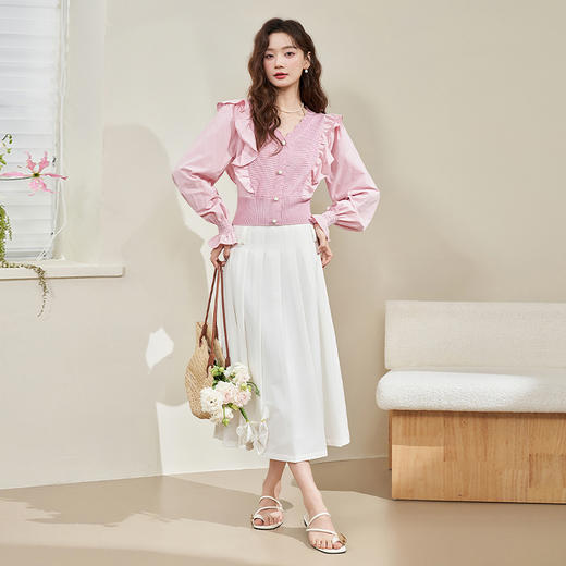 西遇V领针织开衫女早新款甜美法式拼接荷叶边长袖短上衣11521189 商品图1