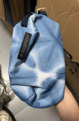 BURTON/ACCESSORY CASE