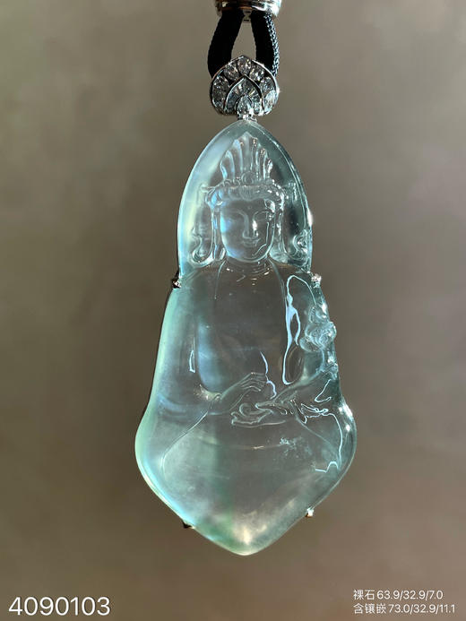 玻璃种飘翠执莲观音吊坠【4090103】具体价格微信咨询 商品图2