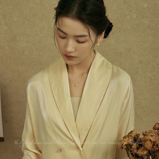 Oflye潮流饰品 天然和田玉耳饰女戴妃款古风轻奢小众925纯银耳钉气质复古耳环 商品图2