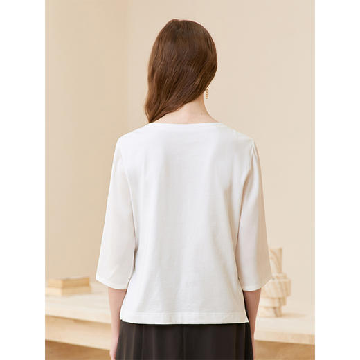 Famecoco手工刺绣不规则t恤女款七分袖圆领宽松上衣FAC1BB003 商品图3