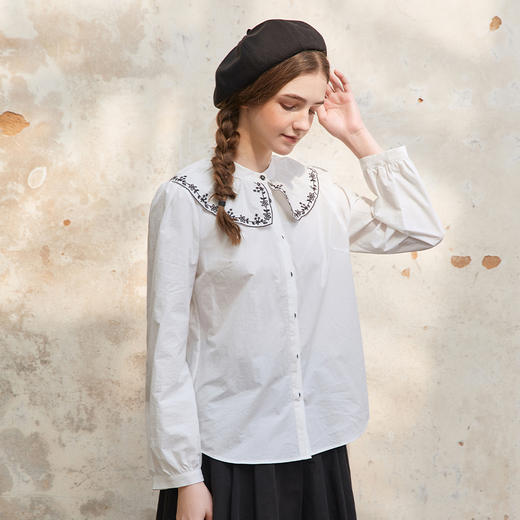 Famecoco范可儿花边娃娃领衬衫女士刺绣正肩甜美衬衣FAC1BH028 商品图4